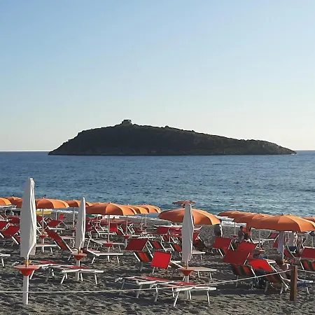 Apartment A Due Passi Dal Mare